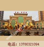 大型阿波羅雕塑