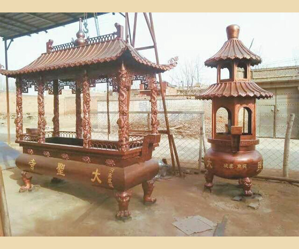 兩只銅香爐圖片